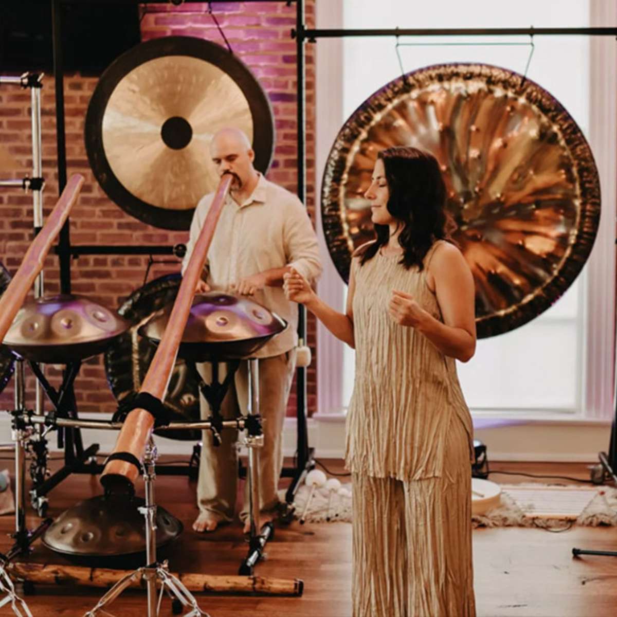 Settle Into Stillness, Roots and Wings Tour: Sound Journey